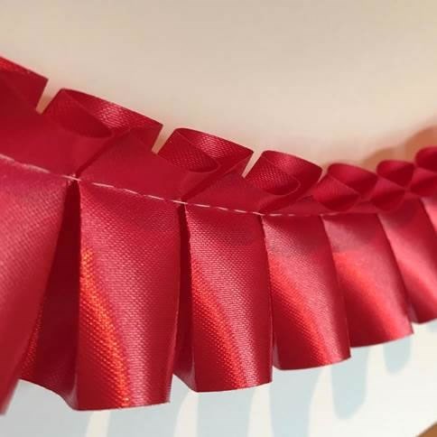 Ribbon Easy Pleat - Lava Red