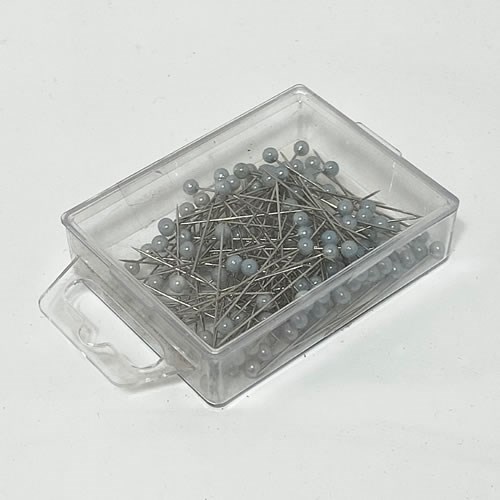 Pearlised Pins Blue-Grey 4cm