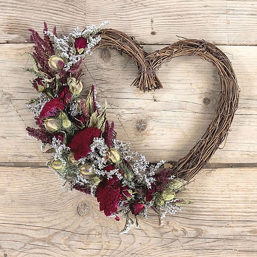 DIY Valentines Dried Flower Vine Heart Kit Dried Flowers UK