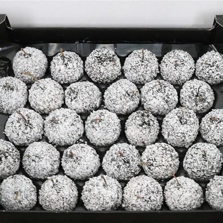 WAXED APPLES - BLACK TOPLINE + SNOW