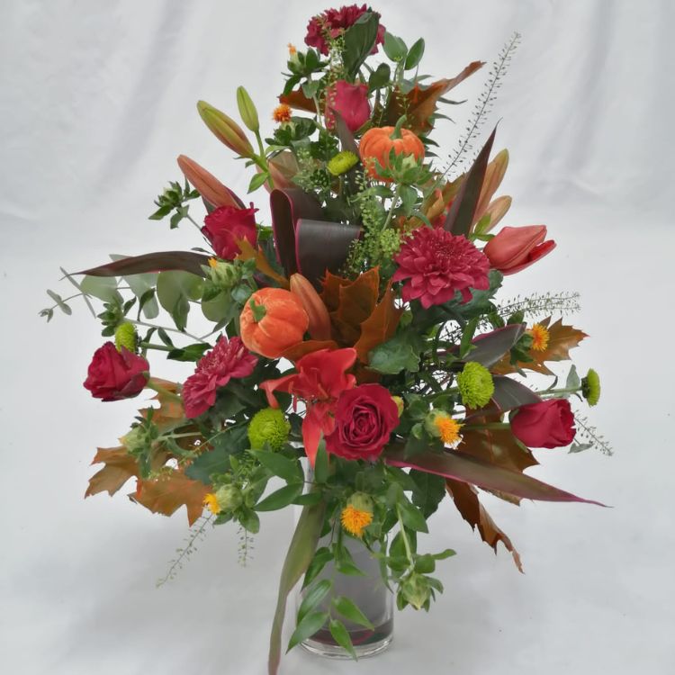 how to create autumn seasonal arrangement 